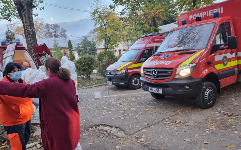 COD ROŞU activat la un spital COVID, după ce instalația de oxigen s-a stricat. Pacienții, ventilați în ambulanțe