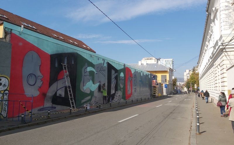 Mural de mari dimensiuni, pe  un zid aparținând Eparhiei Reformate din Cluj-Napoca