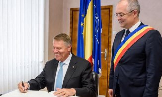 Sondaj Avangarde: Emil Boc, locul trei în topul popularității / Cota lui Iohannis s-a prăbușit