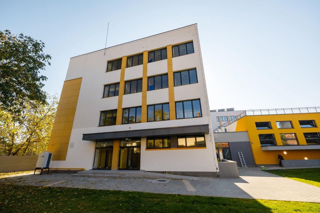 Investiţie de 5 milioane euro la Cluj: 17 săli de clasă, 10 laboratoare și o sală nouă de sport la Colegiul Tehnic „Ana Aslan”