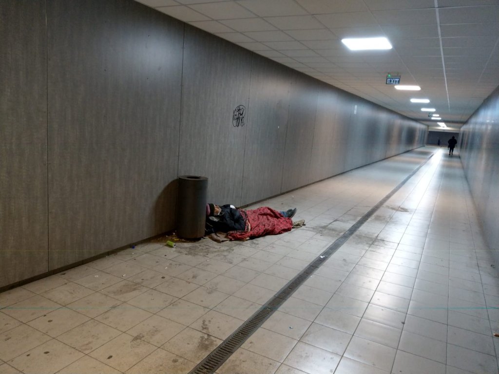 Pasajul subteran din faţa gării Cluj-Napoca, focar de infecţie: "ABSOLUT MIZERABIL!"