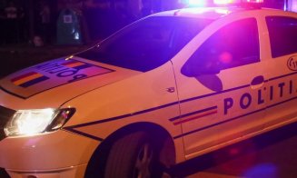 ACCIDENT în Gilău: A izbit în plin chiar maşina poliţiei care avea şi semnalele luminoase și acustice pornite