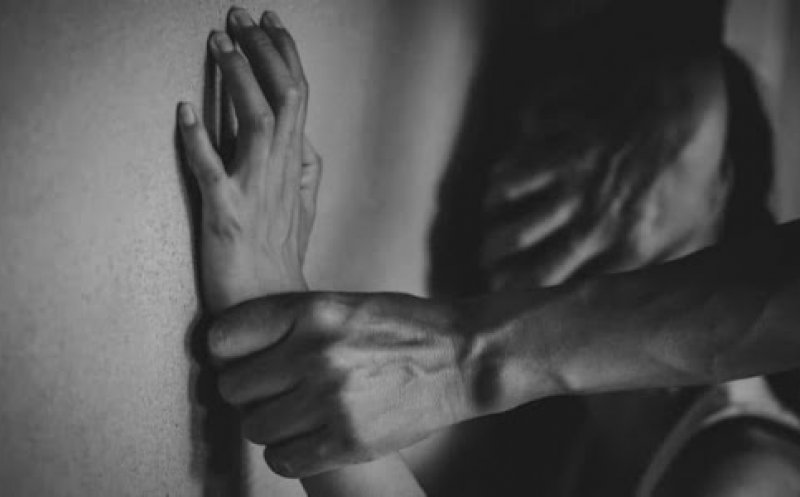 Un băiat de 13 ani din Cluj a violat o femeie