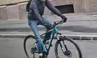 L-ați văzut? Polițiștii îl caută pe biciclistul implicat în accidentul mortal de lângă teatru