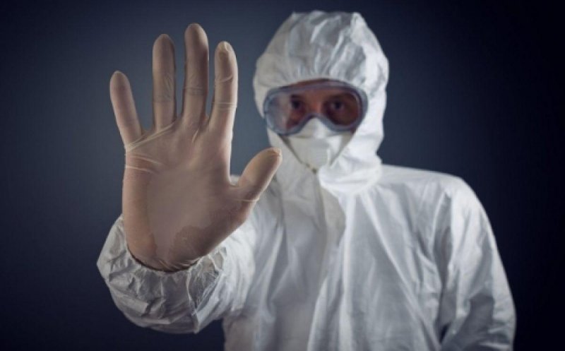 ALERTĂ în România! Trei suspecți de infectare cu Omicron printre cei întorși din Africa de Sud