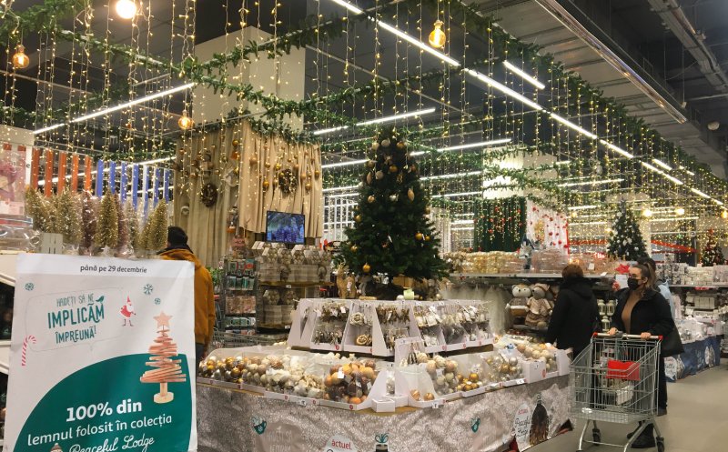 Cât costă un pom de Crăciun la Cluj. Un brad natural ajunge la 700 de lei, în timp ce unul artificial poate sări de 2.000 de lei