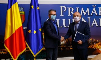 Emil Boc a semnat contractul cu ARL pentru modernizările la Calea Moților, Calea Mănăștur şi stăzile adiacente