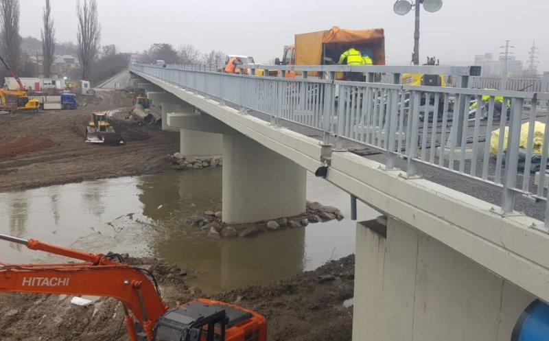 Luni se redeschide circulația pe podul peste Arieș din Turda / Autoritățile se laudă că au terminat înainte de termen