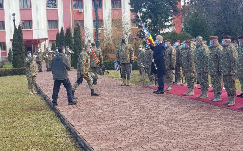 Ministrul Apărării, la Cluj. A înmânat Drapelul de Luptă Batalionului 400 Sprijin „Feleacu”