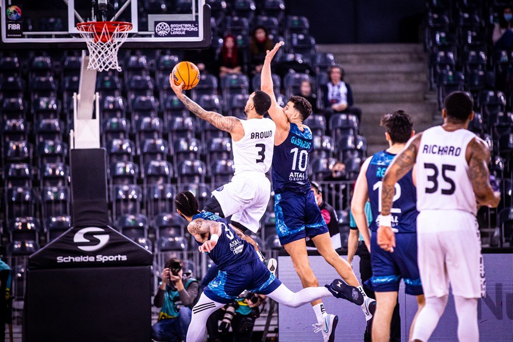 U-BT luptă pentru un loc în Top 16 Basketball Champions League. Toate calculele calificării