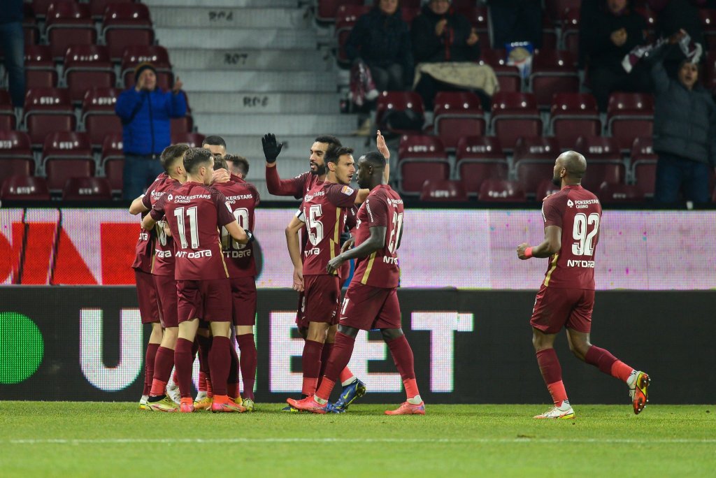 Cel mai bine plătit fotbalist din Liga 1 joacă la CFR Cluj. Şi nu e nici Deac, nici Camora, nici Omrani