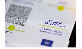 Modificări pe certificatele COVID. Cine trebuie să-și genereze din nou documentul