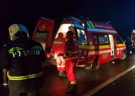 ACCIDENT la graniţa judeţului Cluj: Un bărbat a fost transportat în stare de inconştienţă la spital