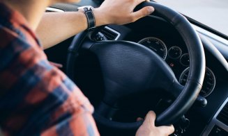 Șoferii vor face cursuri de conducere defensivă și prim-ajutor