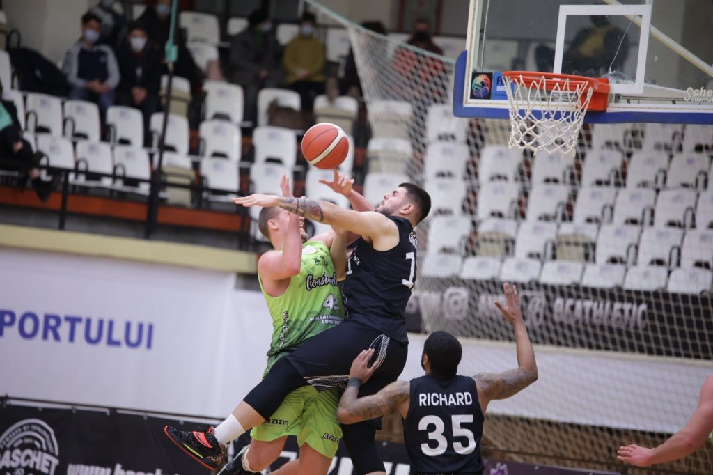 Trei jucători de la U-BT Cluj, convocați la echipa națională de baschet