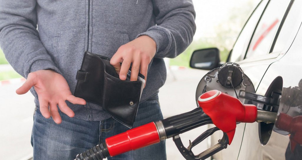 Cele mai mari prețuri din istorie la benzină și motorină în România