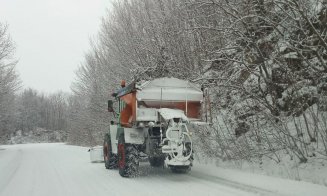 Drumarii clujeni au avut mult de lucru în ultima noapte. S-a dat cu aproximativ 1.000 de tone de material antiderapant