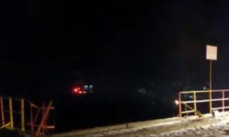 Apel la 112 pentru o maşină căzută în Tarniţa. O echipă de scafandri a căutat maşina şi eventualii supravieţuitori
