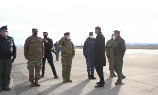 Președintele Klaus Iohannis a ajuns la Baza Aeriană de la Câmpia Turzii