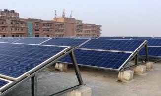 Cluj: Panouri fotovoltaice pe blocuri.  Curentul, dat la schimb pe energie termică