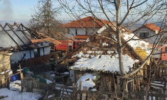 INCENDIU în Cluj: După o oră de căutări, pompierii au găsit un trupul neînsufleţit al unui bărbat de 80 de ani
