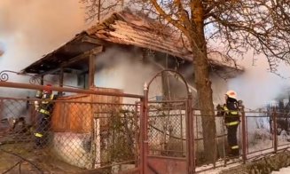 INCENDIU în Cluj: După o oră de căutări, pompierii au găsit trupul neînsufleţit al unui bărbat de 80 de ani