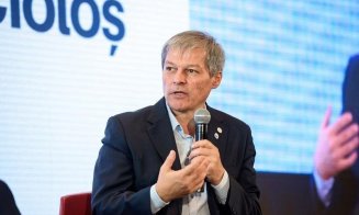 Surse: Dacian Cioloș și-a anunțat demisia de la șefia USR. Cine îi poate lua locul