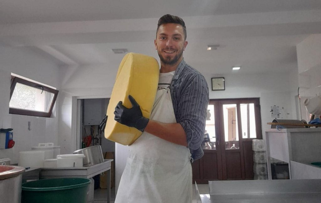 Pe Facebook, ca la piață. Cum să îți cumperi produse tradiționale direct de la producătorii clujenii