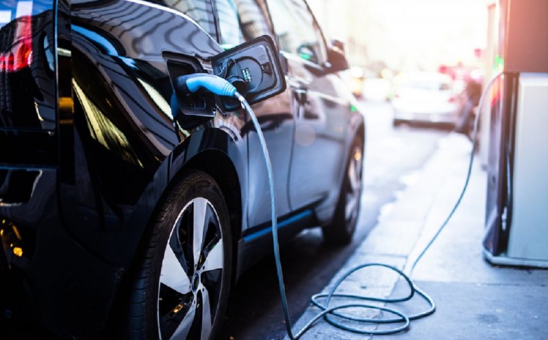 Europa, pusă la încercare de numărul tot mai mare de mașini electrice. Și este doar începutul...