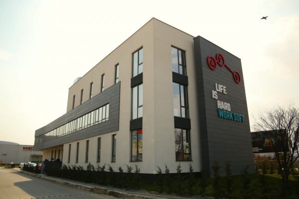 Clujenii de la Life is Hard caută 4,5 milioane de euro la Bursă