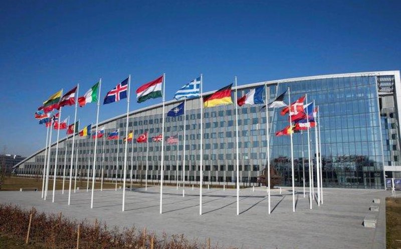NATO își închide biroul diplomatic de la Kiev și își transferă personalul aproape de granița poloneză