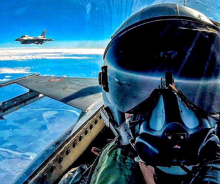 Misiuni de POLIŢIE AERIANĂ sub comanda NATO pentru apărarea spaţiului aerian naţional
