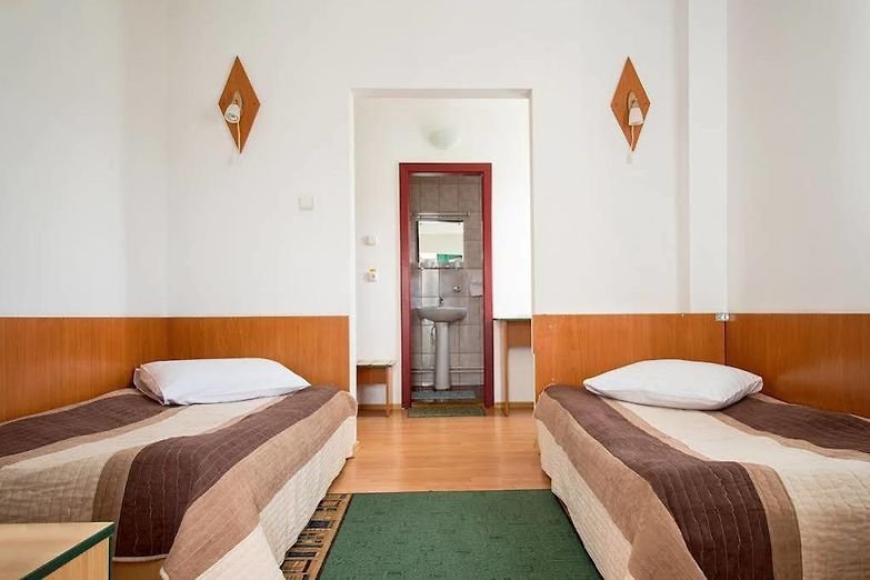 Solidaritatea clujenilor cu Ucraina continuă. Un hotel din oraș va găzdui refugiați din țara răvășită de război