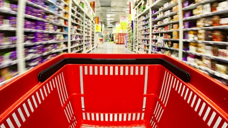 Carrefour România și Profi au retras de la rafturi produsele rusești. Fără comenzi noi de la producătorii ruși