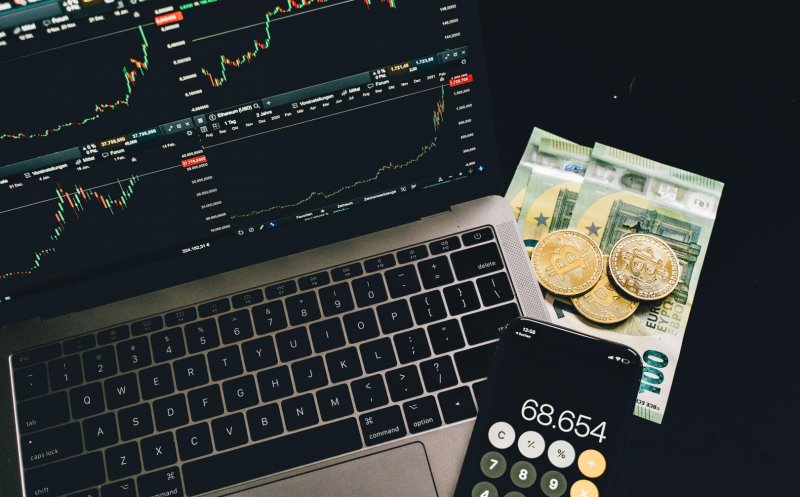 Avertisment UE: Investitorii in CRYPTO pot pierde toți banii