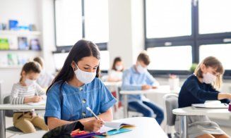 Tristețe, oboseală și singurătate. Ce simt elevii după doi ani de criză sanitară și restricții - sondaj
