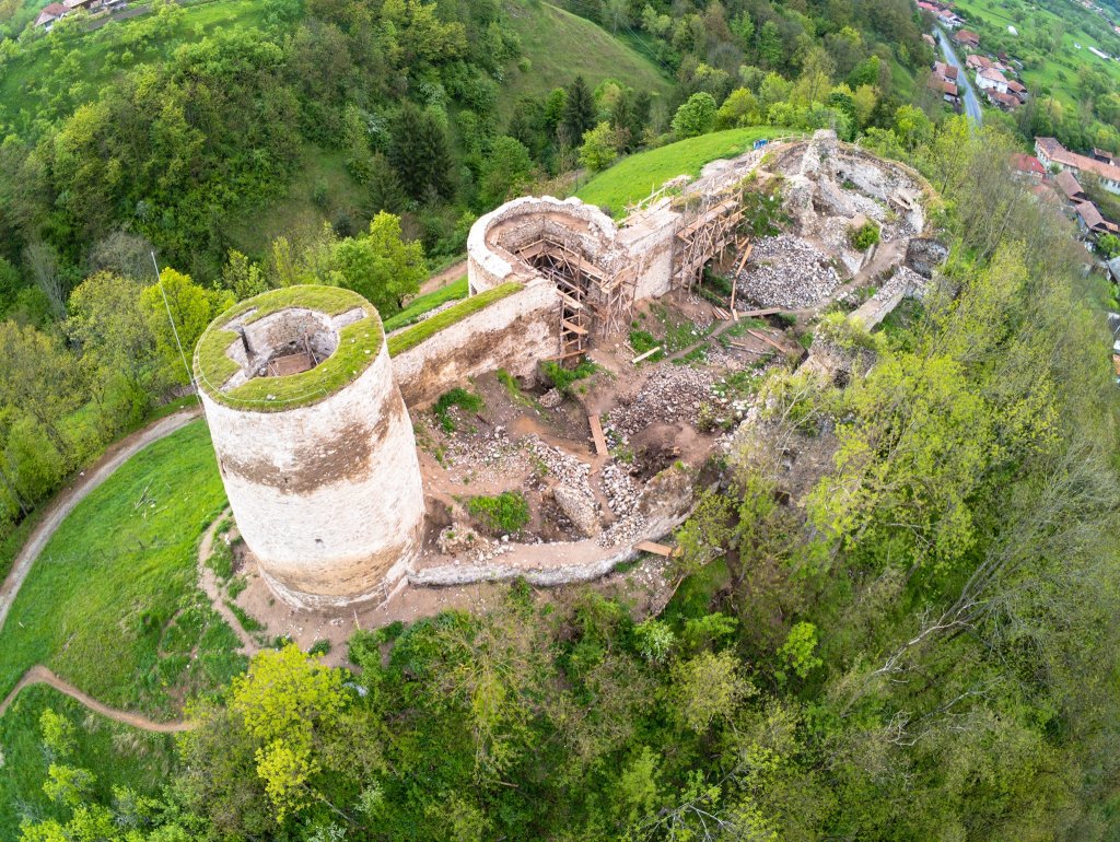 Castrul roman de la Bologa și conacul Szentkereszty-Bethlen din Câmpia Turzii, pe lista obiectivelor restaurate prin PNRR