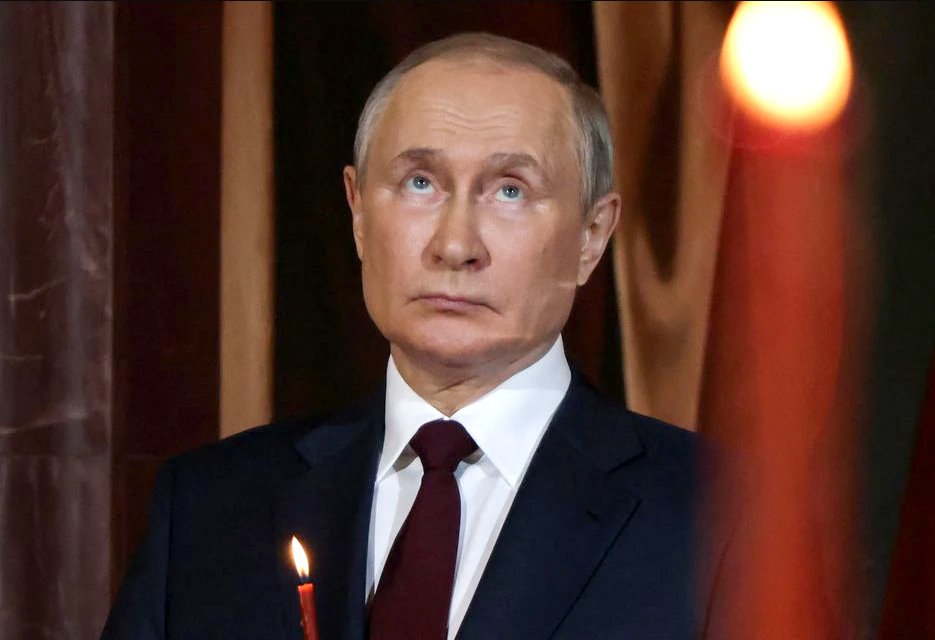 Putin, la slujba de Paște, ţinută de Patriarhul Kiril al Moscovei: „Această sărbătoare îi unește pe creștinii ortodocși în jurul unor înalte idealuri și valori morale"