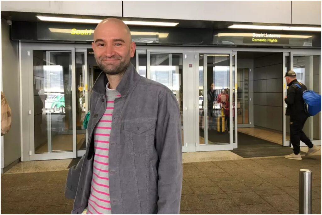 Numele meu este Marius Balo, sunt românul proaspăt întors în țară după 8 ani petrecuți întemnițat în China. MESAJUL lui pentru români