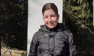 Fata de 15 ani, dată dispărută la Cluj, a urcat într-un tren