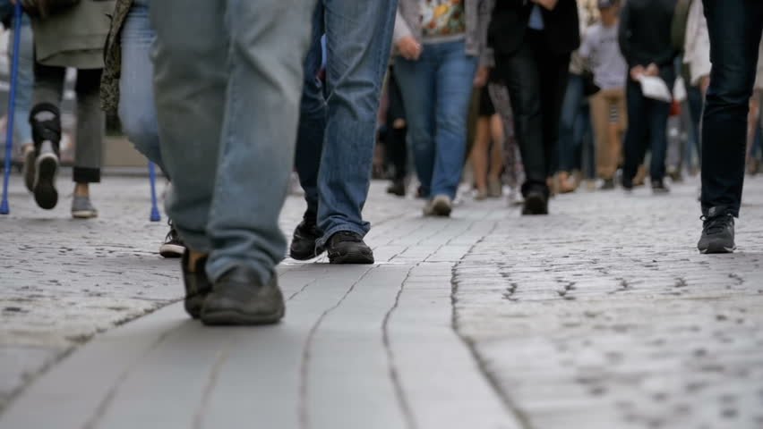 Suntem din ce în ce mai puțini! Spor natural negativ în România, în luna martie