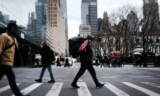 New York-ul, lovit de un nou val de COVID. Autoritățile cer populației să revină la purtarea măştii în interior