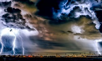 Ghid fenomene meteo extreme. Cum să reacționezi în caz de furtună sau tornadă. Ce este regula 30/30