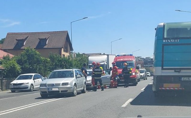 Accident pe Calea Baciului. Trei mașini implicate