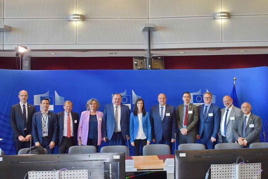 Vizita reprezentanților Universității Europene de Tehnologie EUt+ la Parlamentul European