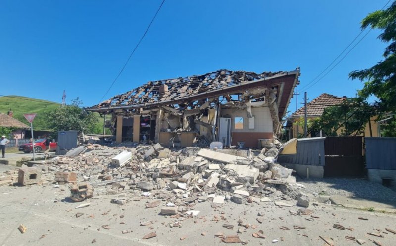 EXPLOZIE la o casă din Apahida. Doi soți au ajuns la spitaj după ce au ars pe jumătate
