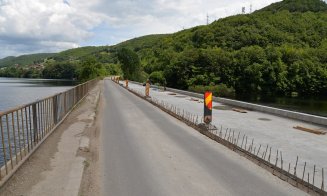 Se lucrează de zor pe un drum turistic din Cluj