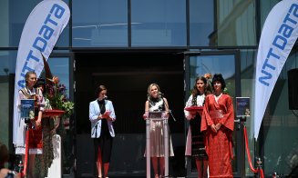 Inovația și arta și-au dat mâna la Sibiu: Noul Centru NTT DATA, inaugurat în cadrul ceremoniei de deschidere a Festivalului Internațional de Teatru