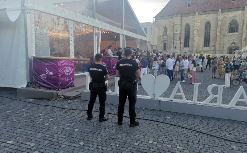 Jandarmii clujeni, scoși la muncă la Opera Aperta, Discoteca ‘80 și Cupa Europeană de judo/ "Ochelari de bețivi și drogați", aduși la unul dintre evenimente