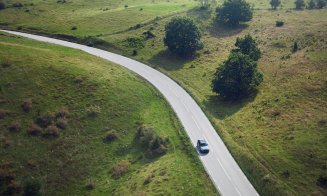 Autoworld plantează 5 copaci pentru fiecare test-drive realizat cu un Volvo Recharge, prin proiectul #RechargeTheCity